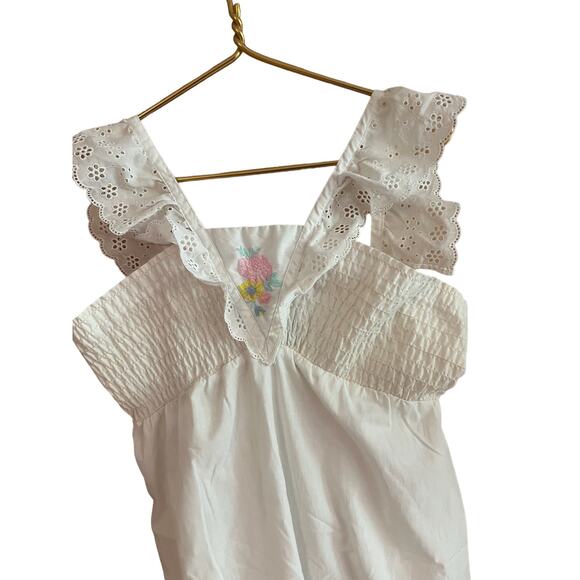 vintage sundress white with eyelet lace straps and embroidered flower logo midi - Picture 3 of 6